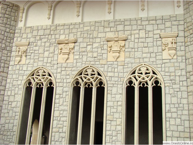 2008
